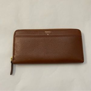 Fossil Leather Brown Wallet